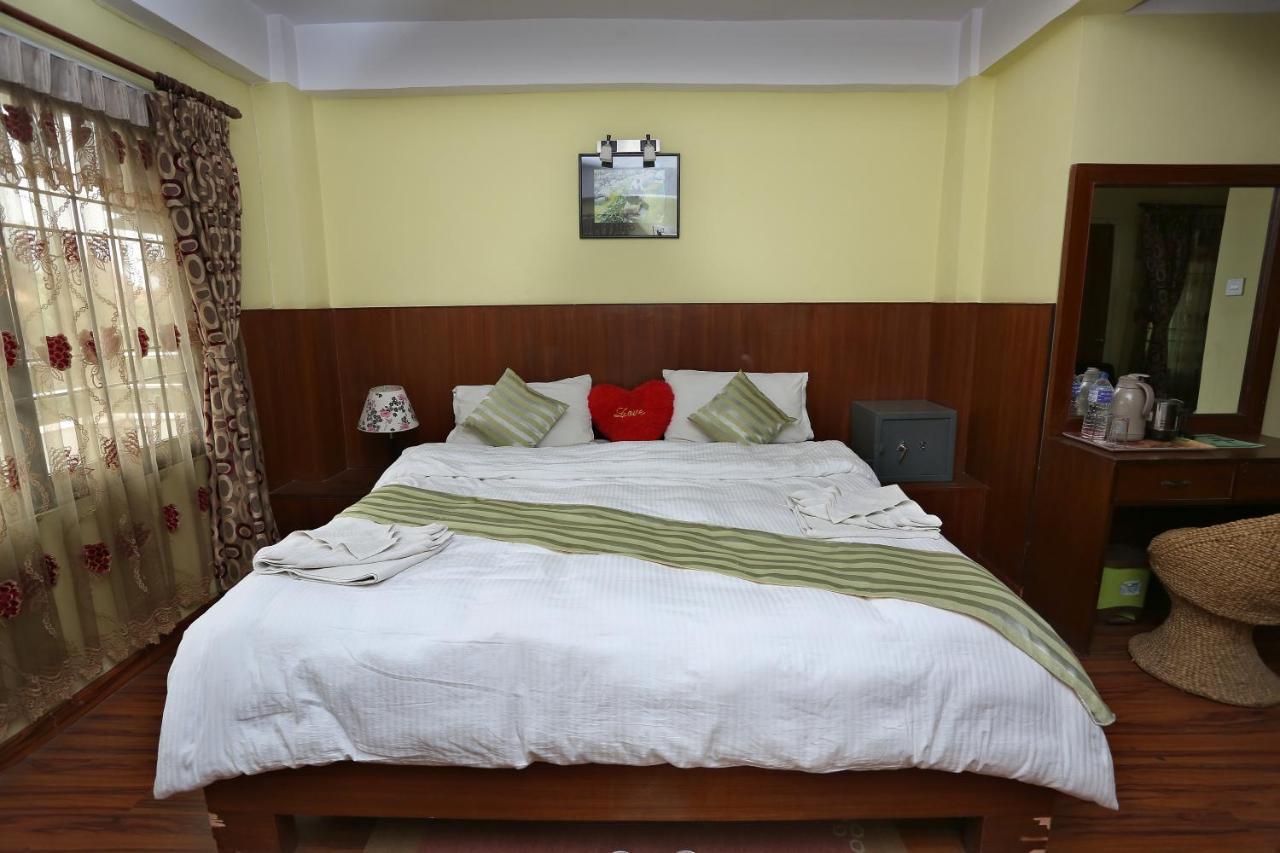 New Hotel Panda Katmandu Dış mekan fotoğraf